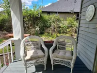 Billiken Inn, Private Loft in 2 Story Victorian