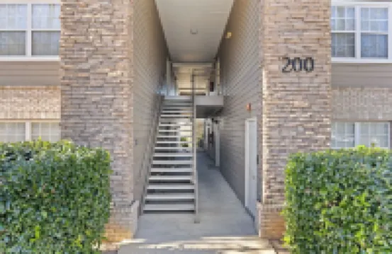 Fabulous Foley near the beach, ball fields, & OWA