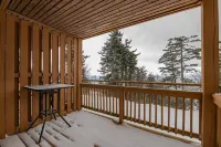 Newly Updated! Sunset Summit Condo at Snowshoe