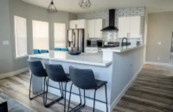 Luxe 3BR Oakland Escape | Chic Outdoor Living