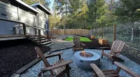 Cozy private family ranch cottage! Vineyards, Britt Festival and Applegate Lake! Hotels near Applegate Library
