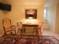 Boundary Street Getaway in Old Town Bluffton! Hotéis em Bluffton