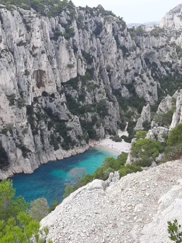 Cassis app 4per VUE MER Wifi Tennis Parking Piscine Lave Vaisselle Lave Linge