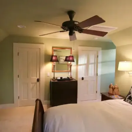 Boundary Street Getaway in Old Town Bluffton!