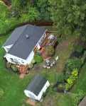 Cozy South Haven Cottage. Walkable to Beach. Family and Pet Friendly!