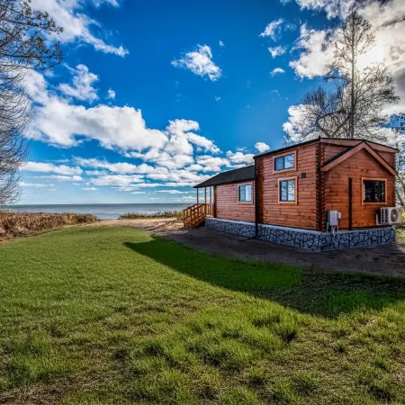 Tiny Log Cabin on Lake Michigan Shore_Full Week Rental