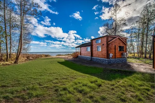Tiny Log Cabin on Lake Michigan Shore_Full Week Rental - Alppimaja