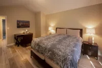 Sleeps 10! Entire House, Pool, close to strip - プライペートプール