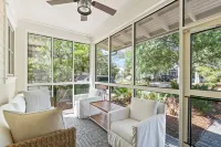 Luxurious WaterColor House Minutes From Seaside and the Beach!