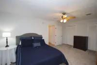 The Perch- 1 Bedroom garage apartment-2nd floor - balcony