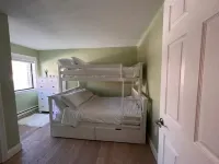 Relaxing Winnipesaukee Condo!