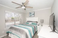 A home away from home close to Stone Mountain Park, Decatur and Atlanta. 아라비아 산 주변 호텔