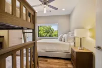 Luxurious Home on Lake LBJ  Beautiful View  Fantastic Spot  Top Shelf All Around