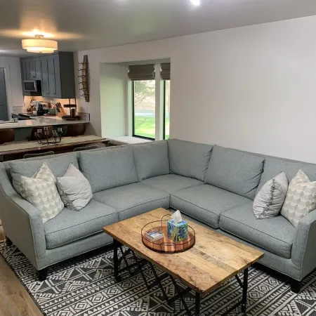 Freshly renovated golf course condo near downtown McCall and Payette Lake!