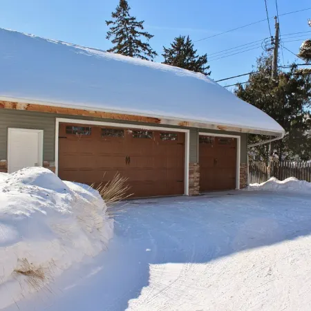 Modern Craftsman on Historic 8th St-Fargo