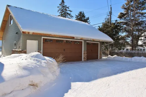 Modern Craftsman on Historic 8th St-Fargo