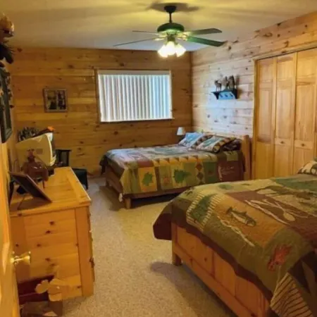 Cabin in Grayling, for all your activities near Lake Marguerite and more ……