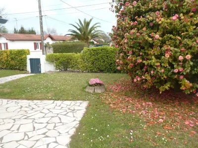 Charming T2 seaside Các khách sạn gần Faculty of Science and Technology of the Basque Coast