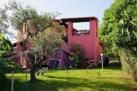 Holiday apartment - ideal f. Families and groups - a few steps from the sea