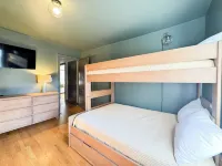 More Space than Hotel -- King Bed/ Bunk Bed / Laundry - 29mi to Nashville