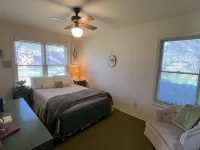 Winnie's Place- Highland Lakes/Hill Country Hotels in Marble Falls