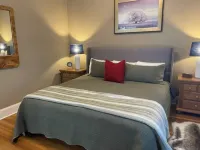 Conductor's Rest:  Beautiful 2 Bedroom Loft in Historic Cambridge, Maryland Hotels in 