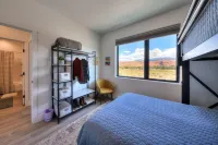 Luxury twin home.  Beautiful views. Private hot tub. Covered outside patio.