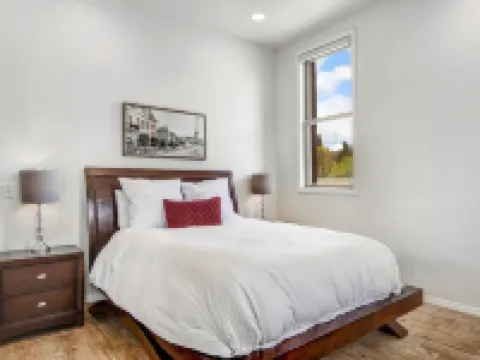 The Executive Suite- Apartment near the river! Hotels in Rogue River