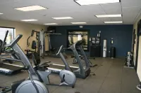 Hampton Inn & Suites Warren Hotels in Warren