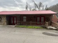 Ryder's Retreat overlooking the city of Williamson! Hotel a Williamson