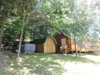 Hocking Hills-Dog Friendly Cabin with Private Pond .. Adults 18 and Older