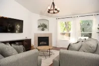 Charming Meridian House~ Amazing Location! Hotels in Meridian