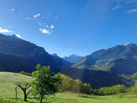 les Hirondelles Отели в г. Понти