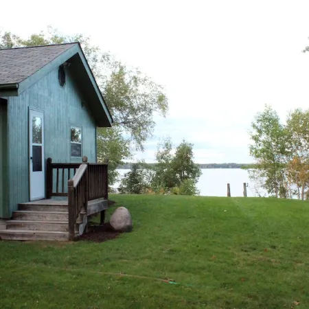 Beautiful Cabin On Upper Hay Lake