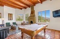 Upscale Home: Amazing Views! Pool & Hot Tub