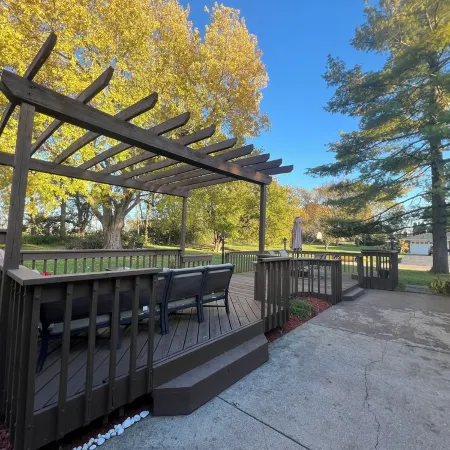 Tranquil Nature Retreat—Private, Quiet Neighborhood Near Dayton & Universities