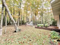 Cozy cottage tucked in the woods. 5 minutes from Cave Point and Whitefish Dunes. Hotels in Jacksonport