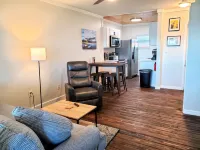 PETS STAY FREE Camp St. Cabanas on Lake Dora Unit 2