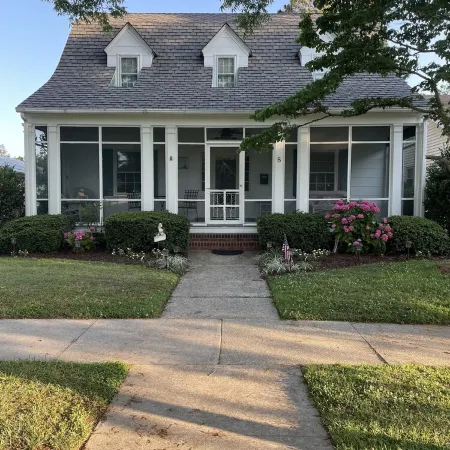 Bay cottage, Beach 100 yards away! RESERVE NOW!!!