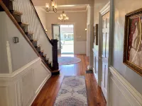 Delightful Victorian home with 6 bedrooms in downtown Fort Mill Hotels in Fort Mill
