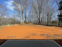 Newly renovated near Rowena, Grider and Wolf Creek Dam