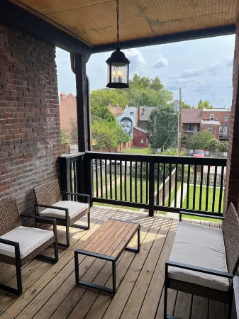 Brand New! Soulard Charmer - Pet Friendly. Отели рядом с достопримечательностью «The Gateway Arch»