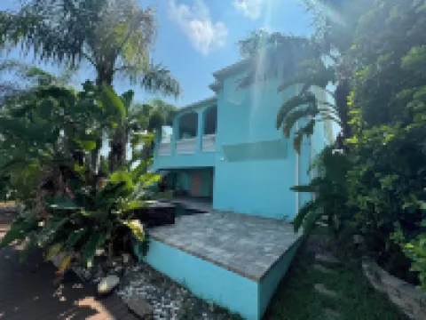 Direct Gulf access 4-bedroom estate with a private boat dock Hotels in Hernando Beach