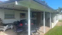 Beachside Daytona Beach Shores 5 min walk to beach, restaurants and more! - 3-Star