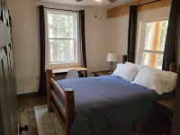 Spacious Comfortable Cabin