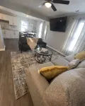 Upscale apartment near Worlds of Fun, Arrowhead Stadium, Country Club Plaza!