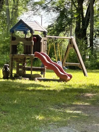 Breathtaking River Front Cabin
