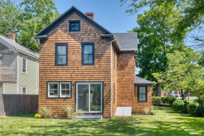 Relaxation in Greenport Hotels near Peconic Cruise Line