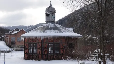 Absolutely quiet location, beautiful view, garden, charging station, table football, darts