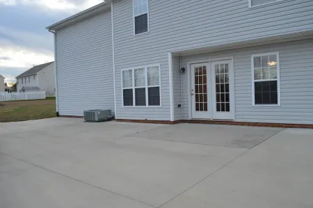 Hartman Casita! Quiet neighborhood.1 king Bed!